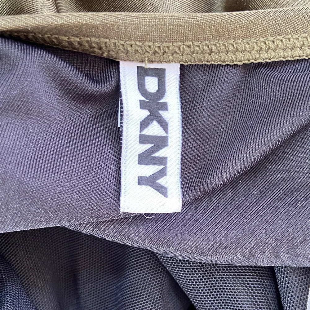 DKNY Women's Olive Twist-Front One-Piece Swimsuit‎ Small NWOT - Picture 8 of 11